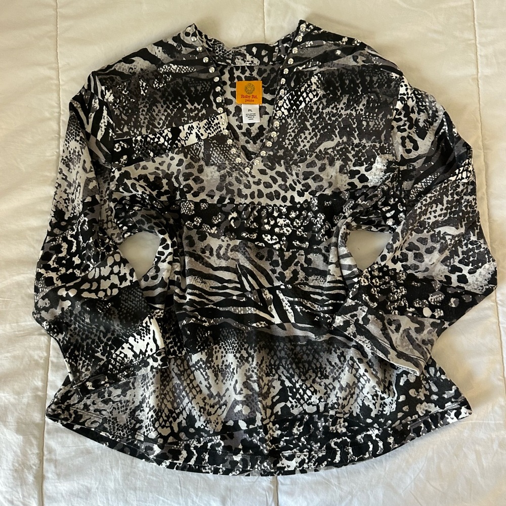 Black and white glam animal print top